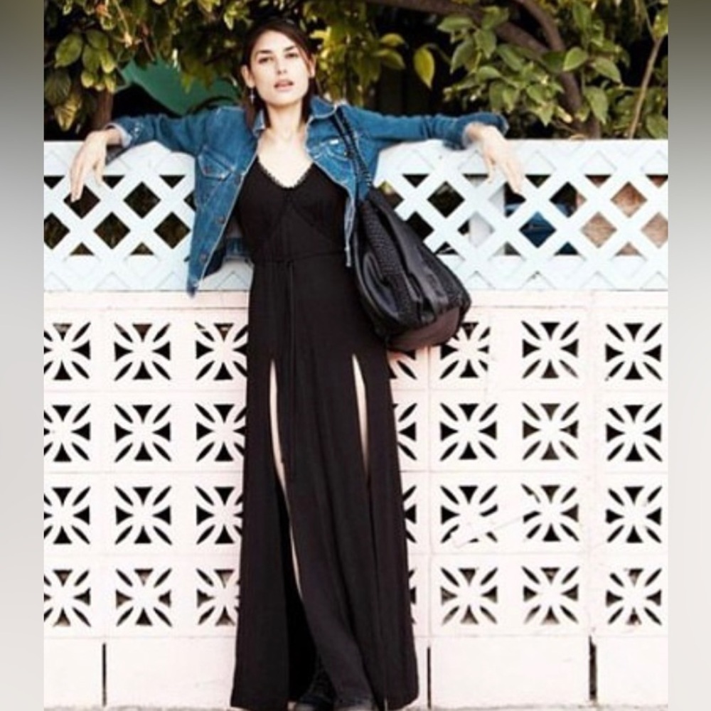 Simon+Krull Authentic Edgy BIG Black Leather Bucket Bag. Used Once